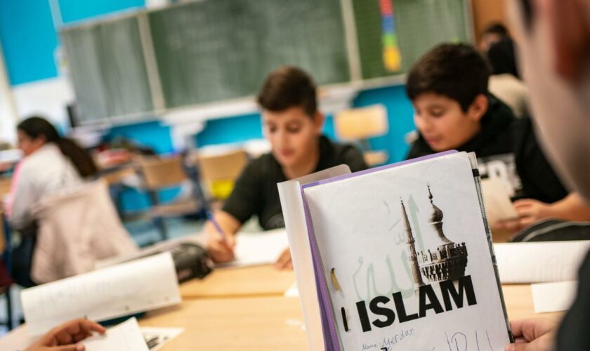 Gefälschte Erlaubnisse für Islamlehrer in NRW – „System nicht mehr zu retten“