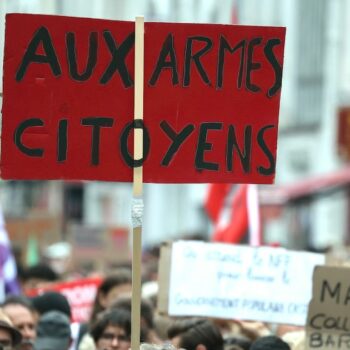 Manifestation à Paris "contre le coup de force de Macron" après la nomination de Michel Barnier à Matignon, le 7 septembre 2024