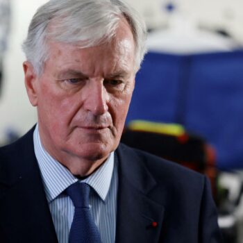 Michel Barnier pour un ministère de l’immigration ? La gauche hurle, Matignon temporise