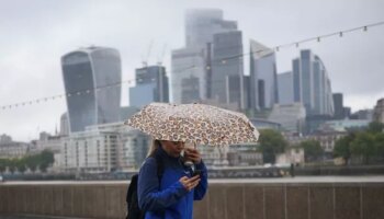 UK economy flatlines for second month running as Chancellor warns of 'scale of challenge'