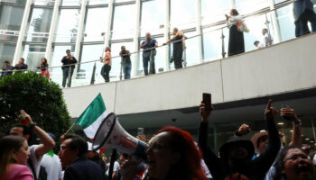 Manifestants au Sénat mexicain, Cisjordanie, Canada : les informations de la nuit