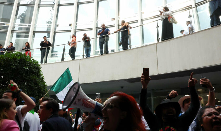 Manifestants au Sénat mexicain, Cisjordanie, Canada : les informations de la nuit