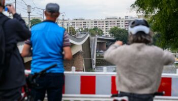 Carolabrücke in Dresden: Einsturzgefährdeter Brückenstrang soll vor Hochwasser beseitigt werden