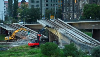 Dresden: Weiterer Abschnitt der Carolabrücke bei Abrissarbeiten eingebrochen