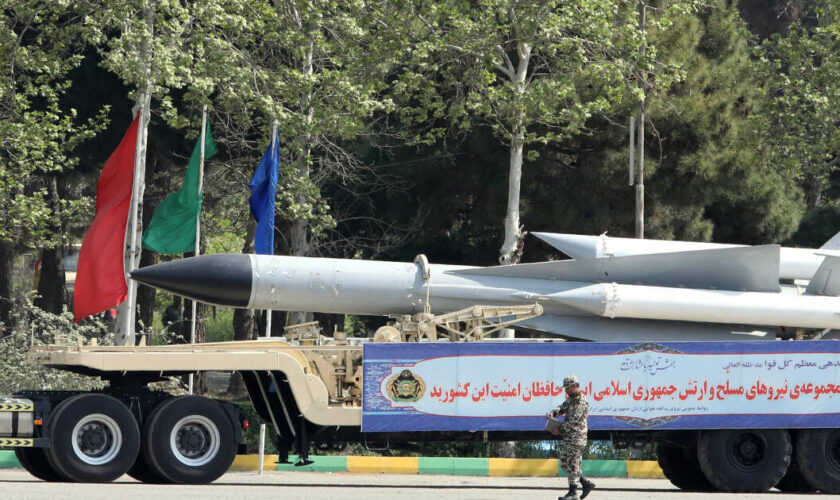 Missiles iraniens livrés à Moscou : l’Iran “n’est pas une carte entre les mains de Poutine”