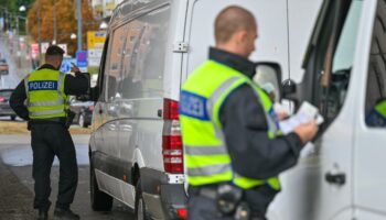 Grenzkontrollen starten am Montag – „Ende des Geistes von Schengen“, kritisiert Polen