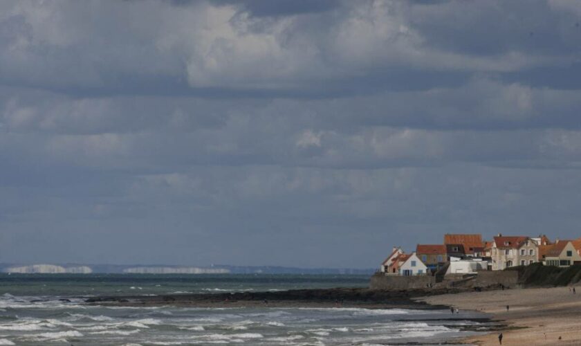 Huit personnes meurent en tentant de traverser la Manche