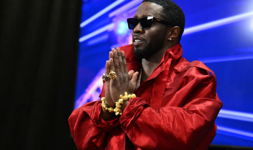 Accusé d'agressions sexuelles, le rappeur américain P. Diddy arrêté à New York