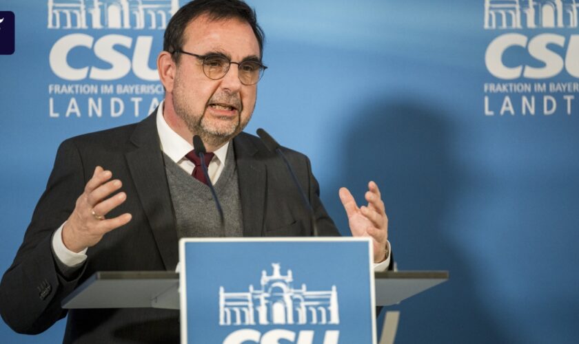 CSU beklagt Umgang mit K-Frage