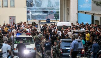 Des chants antifascistes scandés contre Ruffin ? Pourquoi c’est trompeur