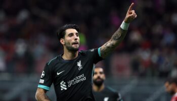 Arne Slot overcomes significant hurdle with Liverpool against AC Milan to lay down Champions League marker