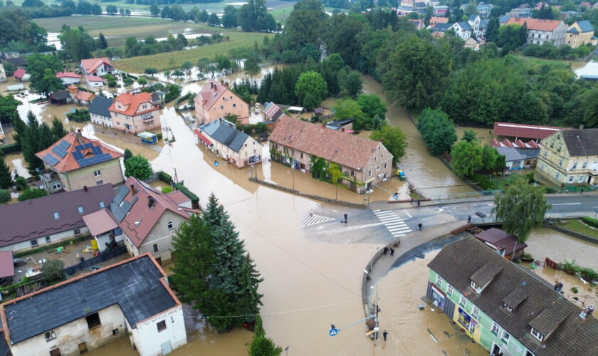 Les images de la tempête Boris qui continue de ravager l’Europe centrale et orientale