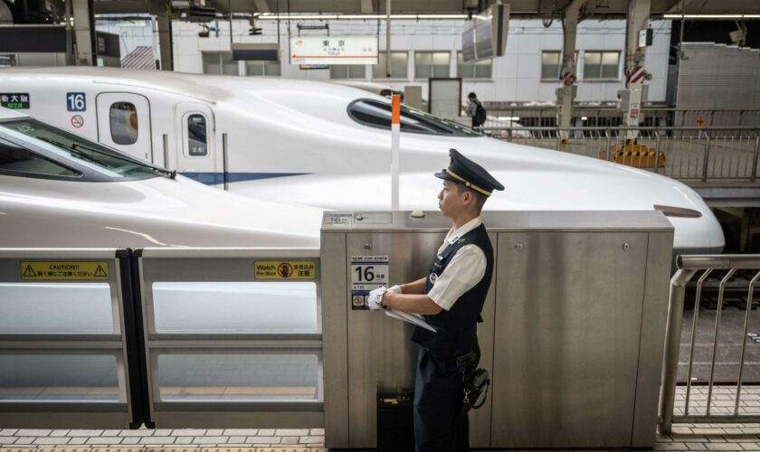 Au Japon, un accident de train spectaculaire à plus de 300km/h, une première dans le pays