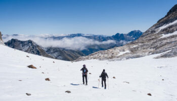 « Mes petits-enfants ne verront jamais l’Ossoue » : dans les Pyrénées, les glaciologues au chevet d’un géant blanc condamné