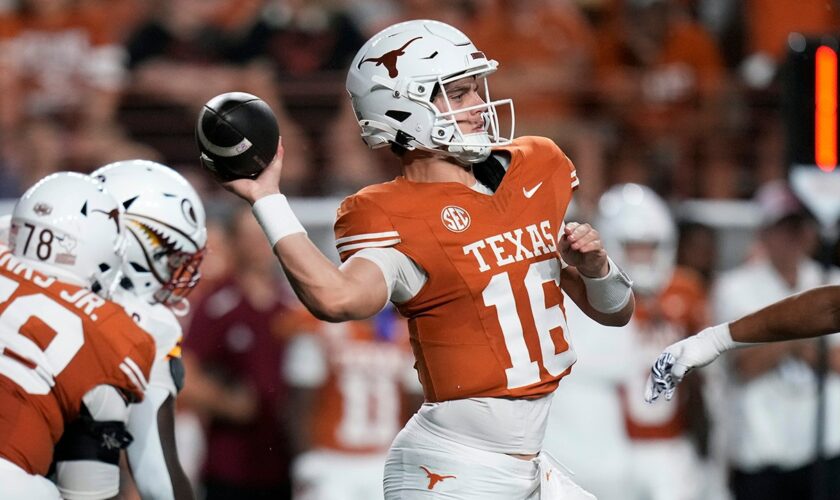 Arch Manning's uncle gets last laugh after Texas quarterback wins in 1st collegiate start