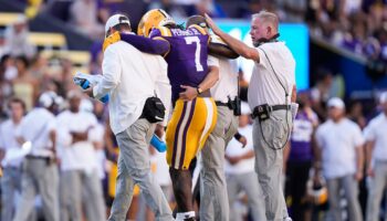 LSU's Harold Perkins Jr. out for season after suffering knee injury vs. UCLA