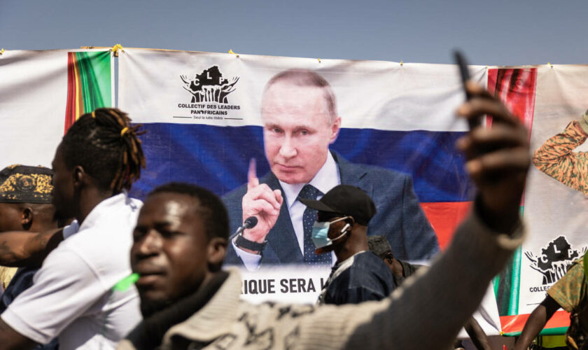 Comment la Russie est devenue le « principal pourvoyeur de la désinformation » en Afrique