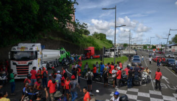 Retour au calme à la Martinique après un « déferlement inédit de violences »