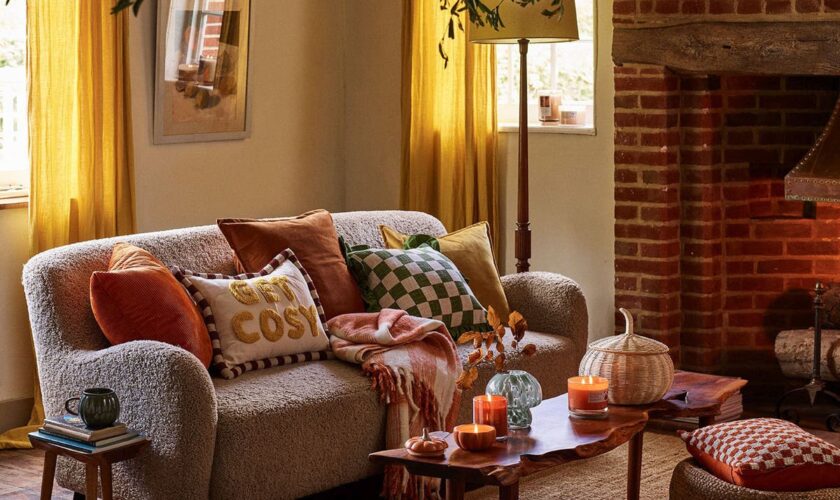 10 ways to style seasonal homewares for a cosy vibe