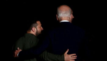 Joe Biden annonce une aide militaire de près de 8 milliards de dollars pour l’Ukraine