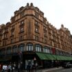 Le directeur général d’Harrods dénonce « la culture toxique » à l’époque d’Al-Fayed