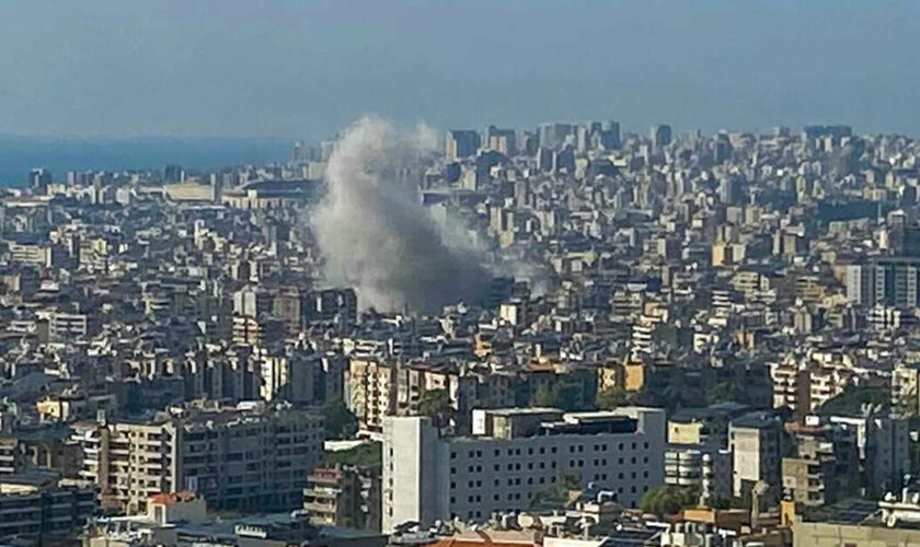 En direct - Liban : de nouvelles frappes israéliennes à Beyrouth, une Française morte après une « forte explosion »