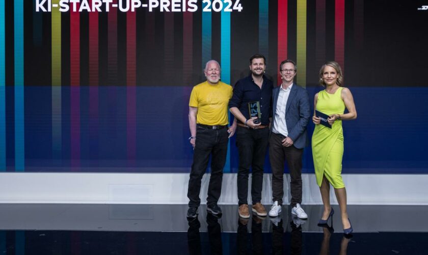 Pitches der Top 3 Start-Ups und Verleihung des KI-Start-Up-Preises