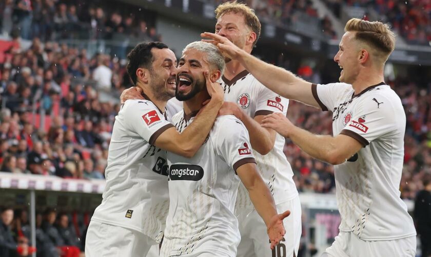 Bundesliga 5. Spieltag – Samstag: St. Pauli holt ersten Saisonsieg