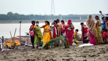 Des dizaines d’enfants meurent noyés lors d’un festival hindou dans le nord de l’Inde