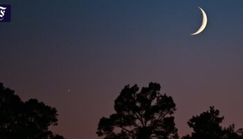 Der Sternhimmel im Oktober: Besuch aus den kalten Außenbezirken des Sonnensystems?