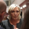 Procès de l'affaire des assistants du RN : ces accusations d'emplois fictifs qui secouent Marine Le Pen