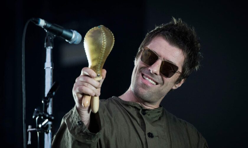 Oasis tour live: Fans steel themselves for huge announcement as band tease ‘warning’ in North America