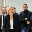 Marine Le Pen quitte le Tribunal correctionnel de Paris, lors du premier jour du procès des assistants parlementaires du RN, le 30 septembre 2024.