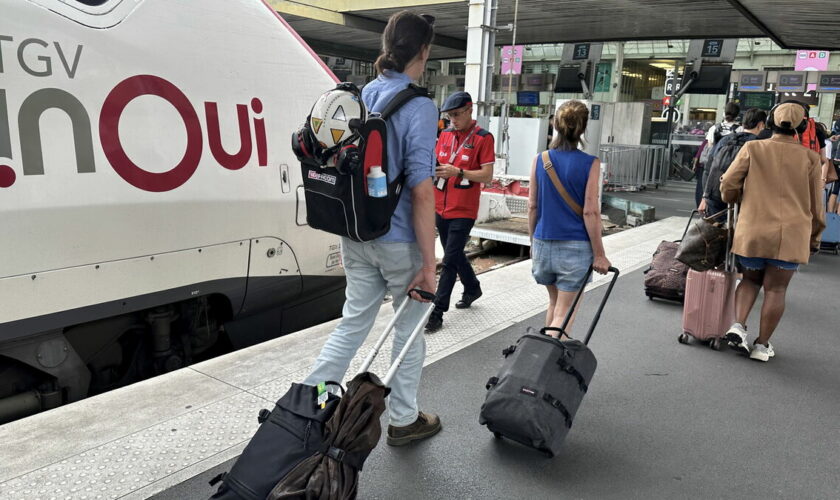 À la SNCF, les chèques-vacances version papier ne seront bientôt plus acceptés