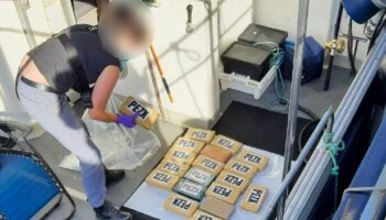 A tonne of cocaine is found on a small fishing boat on Cornwall coast