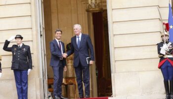 «Au bout d’un moment, il faut choisir quelqu’un» : comment Macron a finalement opté pour Michel Barnier