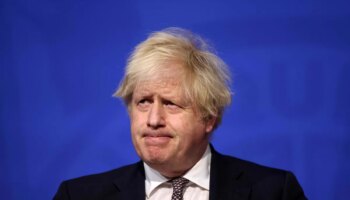 Boris Johnson confiesa en sus memorias que planeó "invadir" Países Bajos para arrebatarles millones de vacunas del Covid