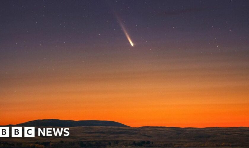 Brightening comet set to shine in autumn sky