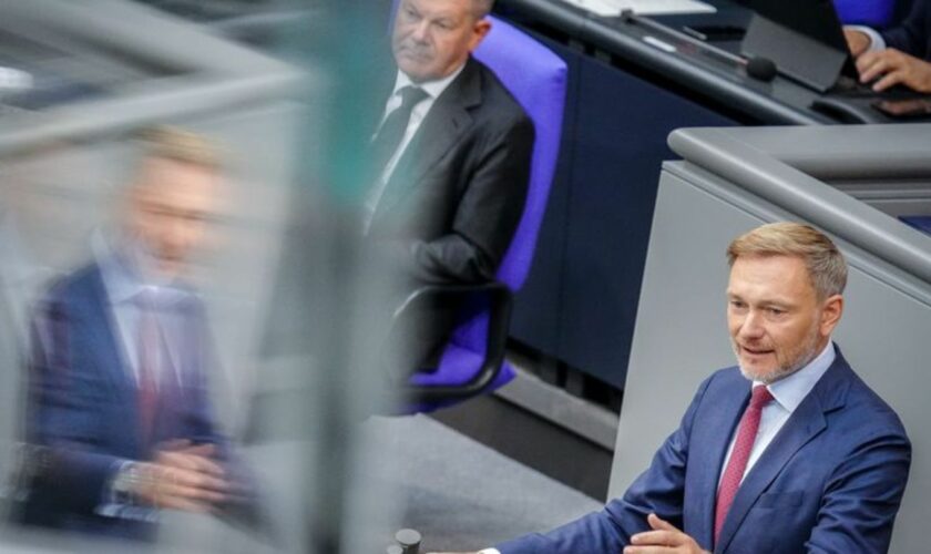 Finanzminister Christian Lindner hält seinen Haushalt für rechtssicher. Foto: Kay Nietfeld/dpa