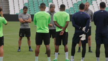 Cardoso y Sabaly no se ejercitan en la víspera del duelo ante el Mallorca y Mateo Flores apunta a ir citado