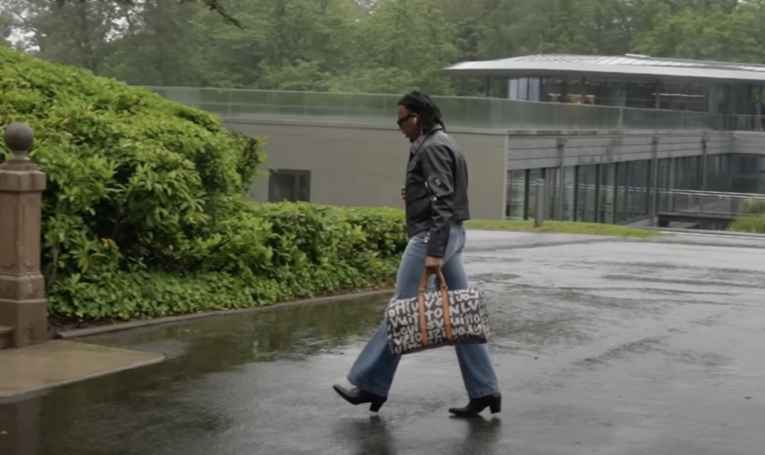 Clairefontaine – Jules Koundé gravement blessé à la cheville après un entraînement en talons aiguilles