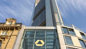 Commerzbank: Bund beginnt mit Aktien-Verkauf