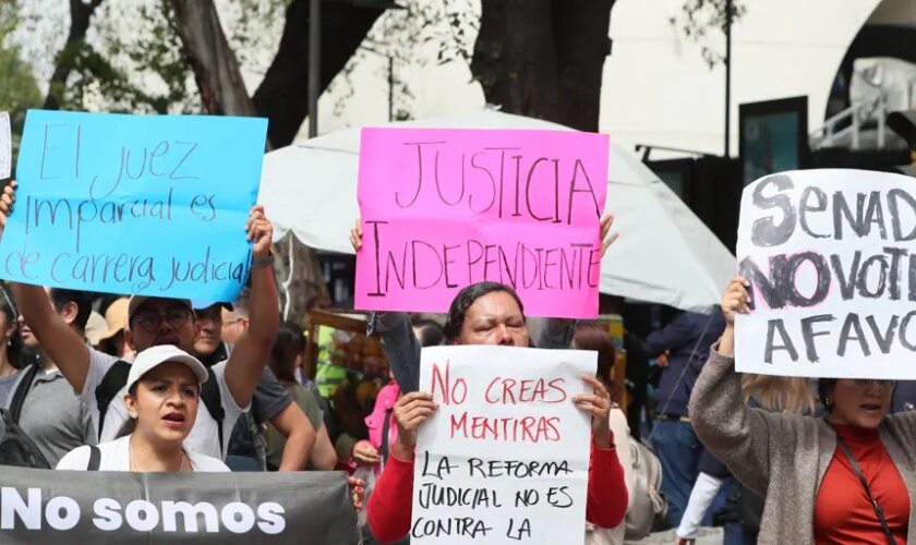 Crecen las presiones para sacar adelante la reforma judicial de López Obrador, para la que le falta un voto