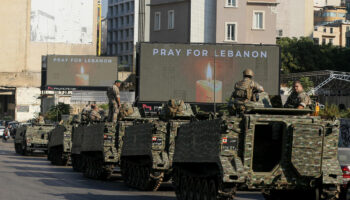 DIRECT. Proche-Orient : le Liban repositionne ses troupes dans le Sud face à la menace d'invasion d'Israël