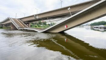 Dresden: Großer Teil der Carolabrücke stürzt in die Elbe - Sanierung war für kommendes Jahr geplant