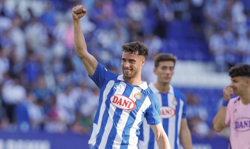 El Espanyol consigue una victoria vital ante el Alavés gracias a un hat-trick de Puado