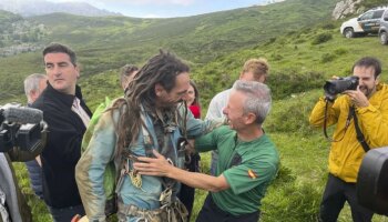 El Gobierno cántabro, sobre la tasa por el rescate de los dos espeleólogos perdidos: "Es un aviso para el resto"