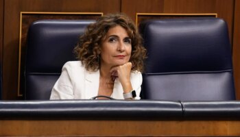 El PP emplea el Senado para cercar al Gobierno por el cupo catalán: convierte la sesión de control en un monográfico para que Montero dé explicaciones