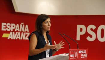 El PSOE asume que Junts votará en contra de la senda de déficit tras la reunión con Puigdemont y pone toda la presión en el PP mientras acusa a Feijóo de ser un "político mediocre"