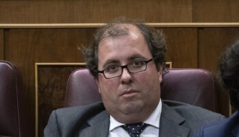 El TC avala la polémica votación de la reforma laboral al rechazar el recurso del 'popular' Alberto Casero, quien por error permitió su aprobación